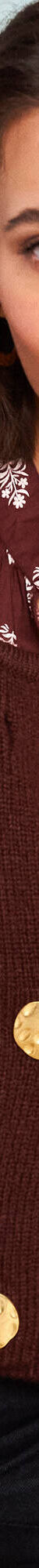 Gilet sans manches toucher doux, boutons dorés (chocolat) Gilet sans manches toucher doux, boutons dorés (chocolat)